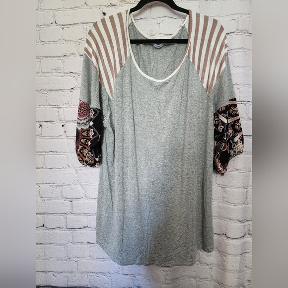 Egy California Shirt - Picture 1 of 6
